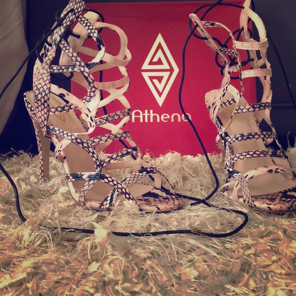 Tie up heels